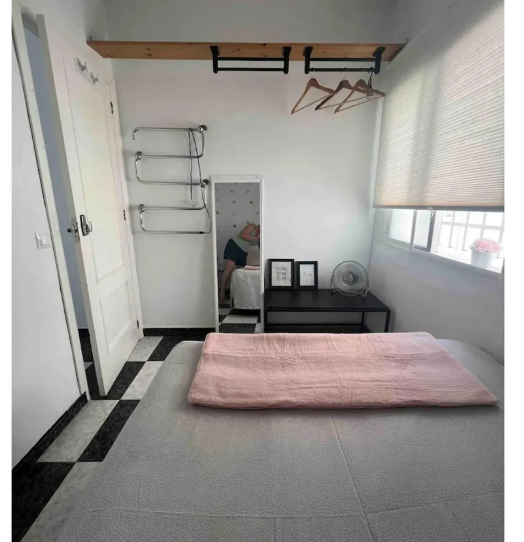 Ubytování v soukromí Habitacion Privada En Piso Compartido En 3 Planta Sin Ascensor No Es Piso Entero Fuengirola